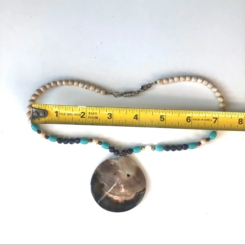 Anthropologie elegant necklace